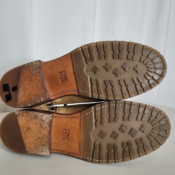 Frye Natalie Double Zip Leather Bootie - Size 7.5 - Picture 12 of 16